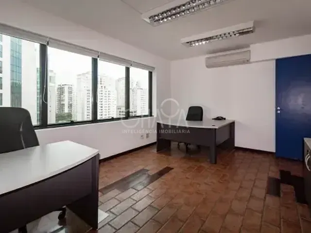 Sala para alugar, no bairro Moema em São Paulo