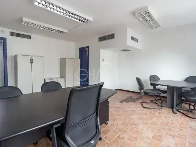 Sala para alugar, no bairro Moema em São Paulo