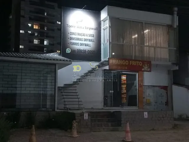 Sala com 425m², à venda, no bairro Passa Vinte em Palhoça