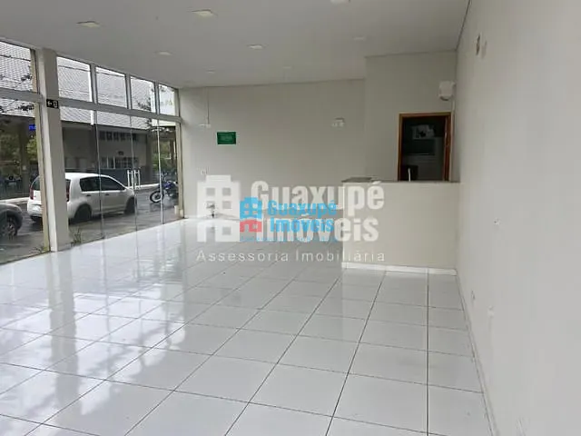 Sala com 100m², para alugar, no bairro Centro em Guaxupé