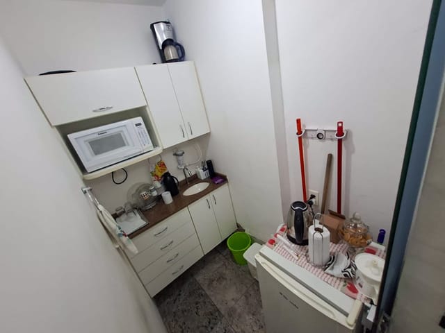 Sala à venda, no bairro Caminho das Árvores em Salvador