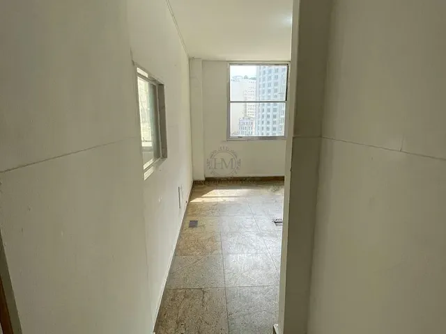 Sala à venda, no bairro Centro em Rio de Janeiro