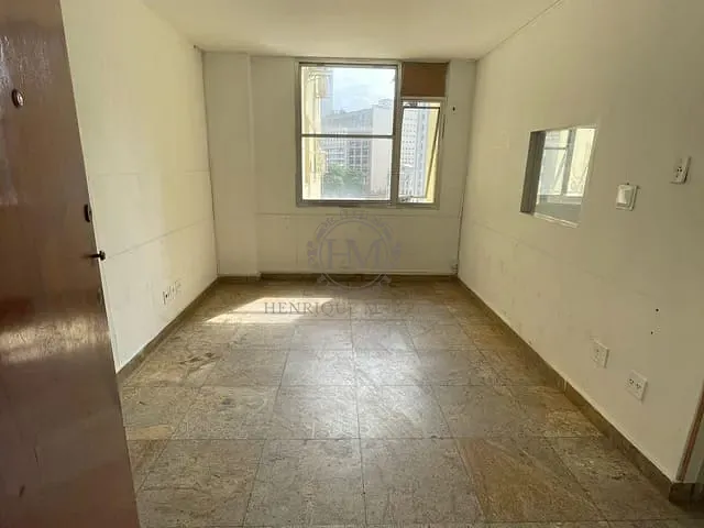 Sala à venda, no bairro Centro em Rio de Janeiro