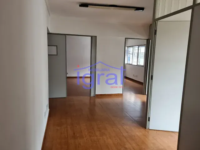 Sala à venda ou para alugar, no bairro Jardim Oriental em São Paulo
