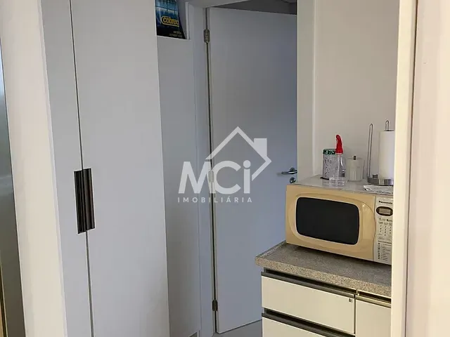 Sala com 67m², à venda, no bairro Centro em Pelotas