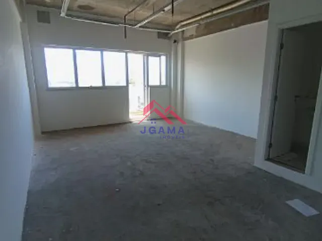 Sala à venda ou para alugar, no bairro Vila Andrade em São Paulo