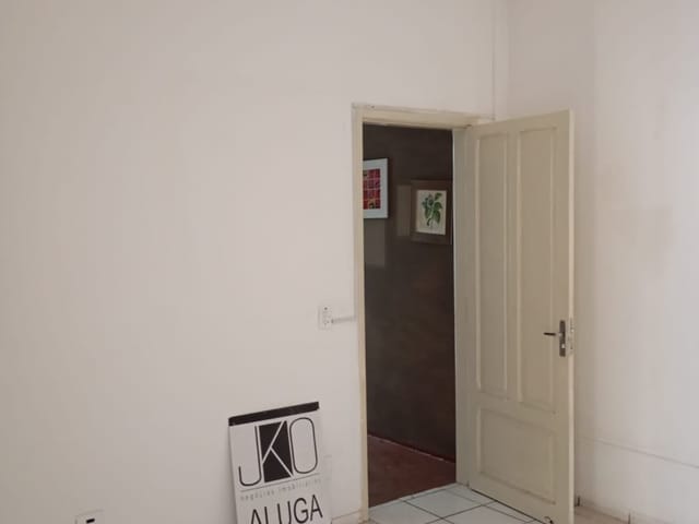 Sala para alugar, no bairro Centro em Londrina