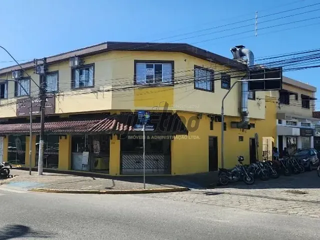 Sala com 62m², para alugar, no bairro Centro em Itanhaém