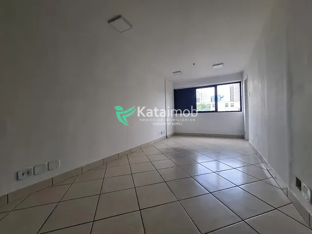 Sala à venda, no bairro Vila Mariana em São Paulo