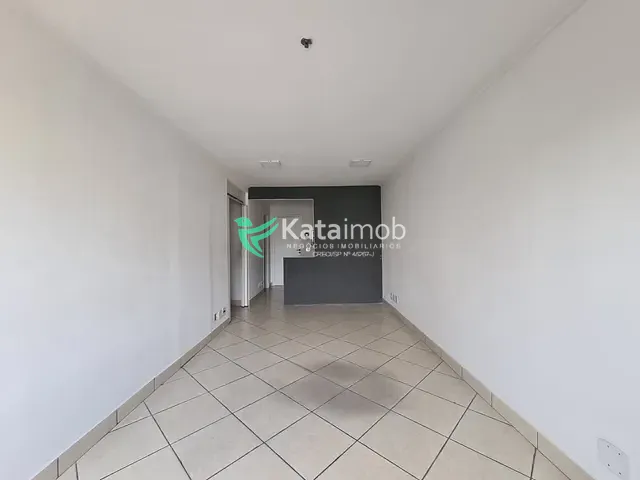 Sala à venda, no bairro Vila Mariana em São Paulo