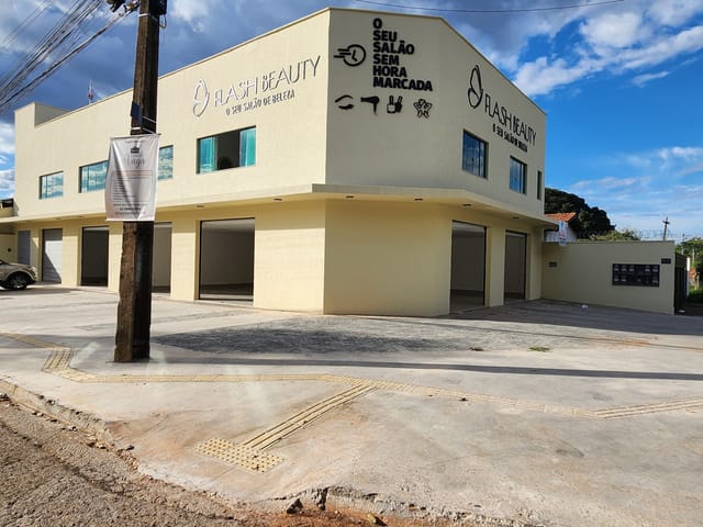Sala para alugar, no bairro Jardim Mariliza em Goiânia