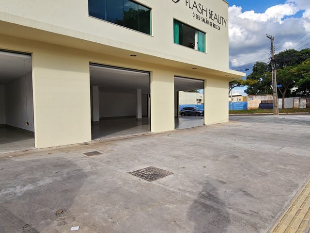 Sala para alugar, no bairro Jardim Mariliza em Goiânia