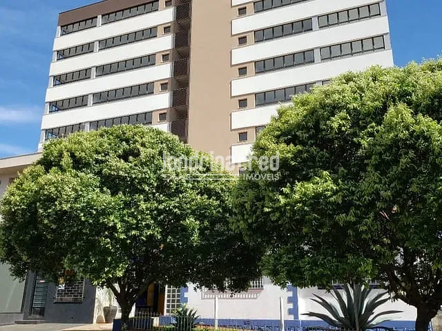 Sala com 94m², à venda, no bairro Centro em Cambé