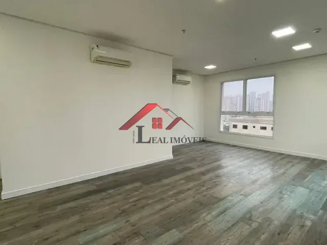 Sala com 37m², para alugar, no bairro Jardim em Santo André