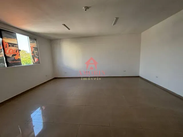 Sala com 38m², para alugar, no bairro Fazendinha em Curitiba