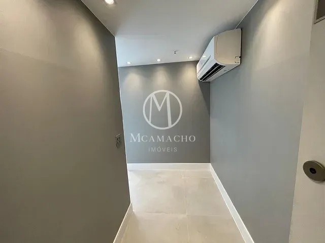 Sala à venda ou para alugar, no bairro Barra da Tijuca em Rio de Janeiro