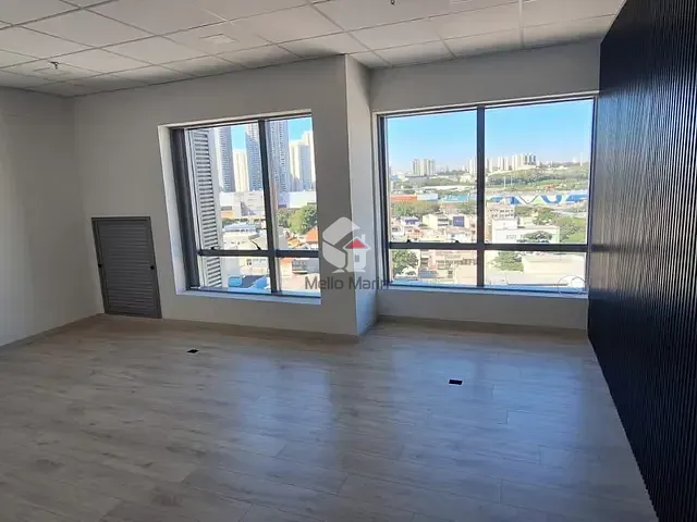 Sala à venda, no bairro Centro em Osasco