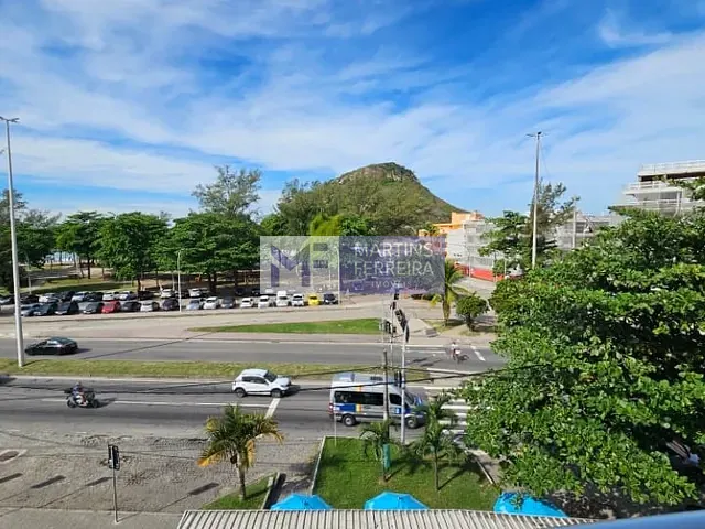 Sala com 99m², à venda, no bairro Recreio dos Bandeirantes em Rio de Janeiro