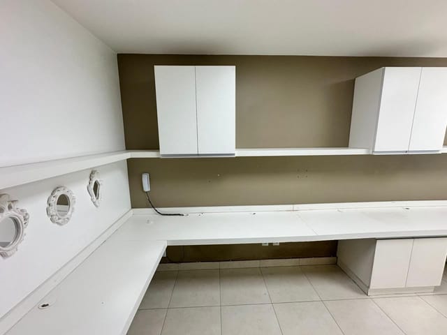Sala para alugar, no bairro Jardim Goiás em Goiânia