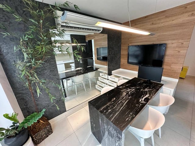 Sala para alugar, no bairro Jardim Goiás em Goiânia