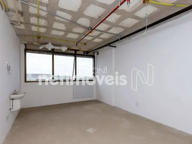 Sala à venda, no bairro Asa Norte em Brasília