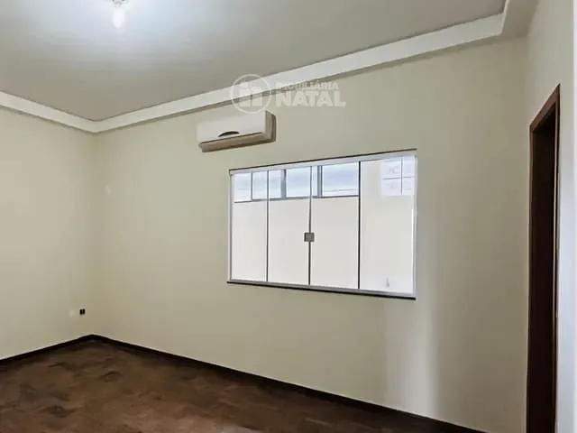 Sala para alugar, no bairro Vila Ipiranga em Londrina