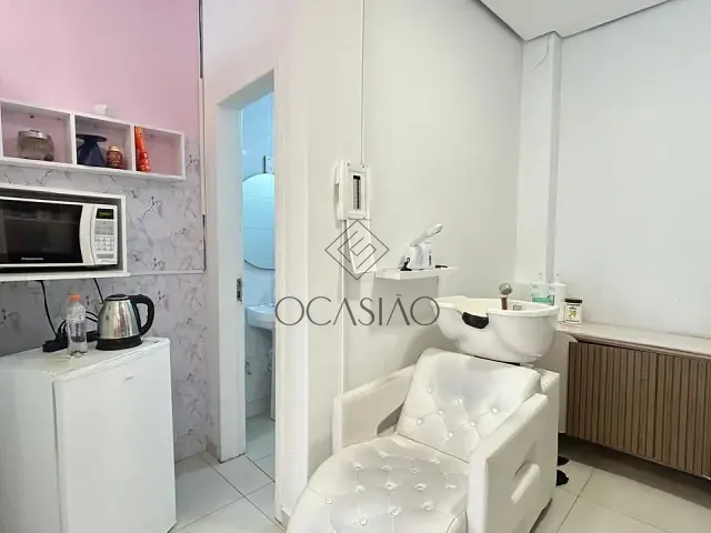 Sala para alugar, no bairro Centro em Balneário Camboriú
