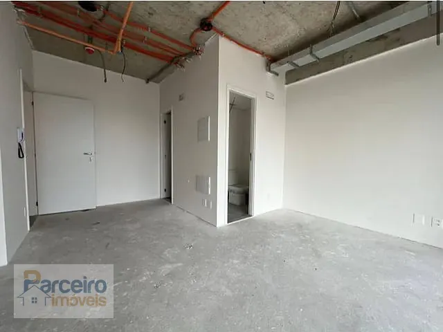 Sala com 46m², à venda, no bairro Cidade Mãe do Céu em São Paulo