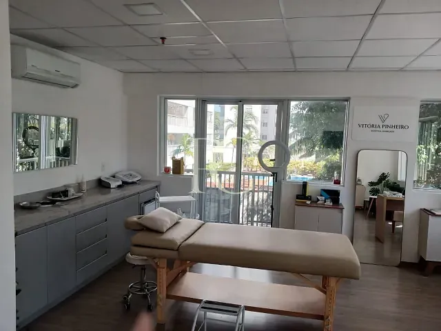 Sala para alugar, no bairro Santo Amaro em São Paulo