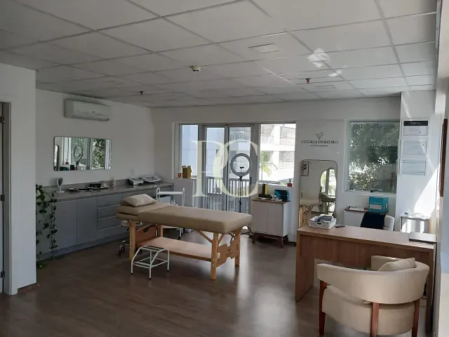 Sala para alugar, no bairro Santo Amaro em São Paulo