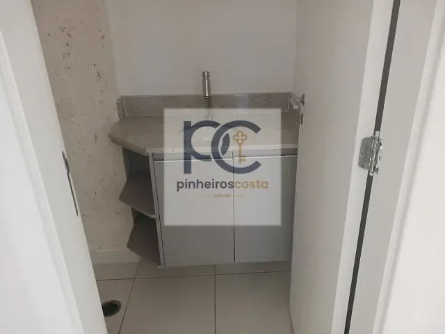 Sala para alugar, no bairro Santo Amaro em São Paulo