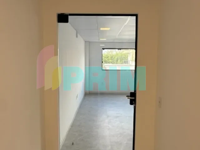 Sala para alugar, no bairro Centro em São Ludgero