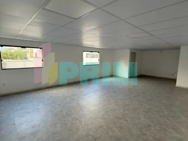 Sala para alugar, no bairro Centro em São Ludgero