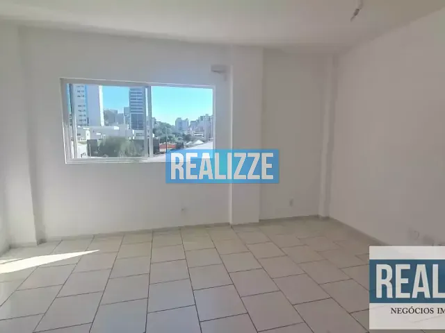 Sala com 93m², à venda, no bairro Centro em Marau