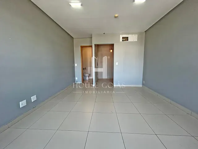 Sala à venda, no bairro Jardim Goiás em Goiânia
