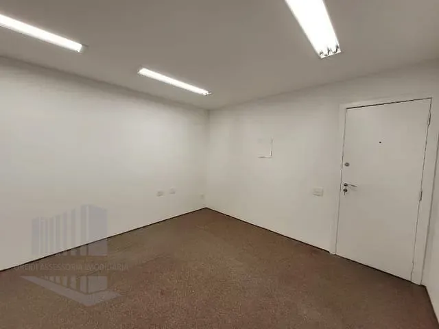 Sala para alugar, no bairro Itaim Bibi em São Paulo