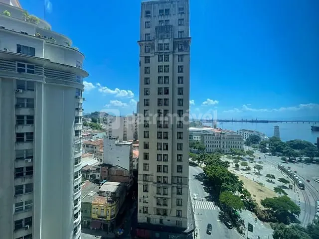 Sala com 138m², para alugar, no bairro Centro em Rio de Janeiro