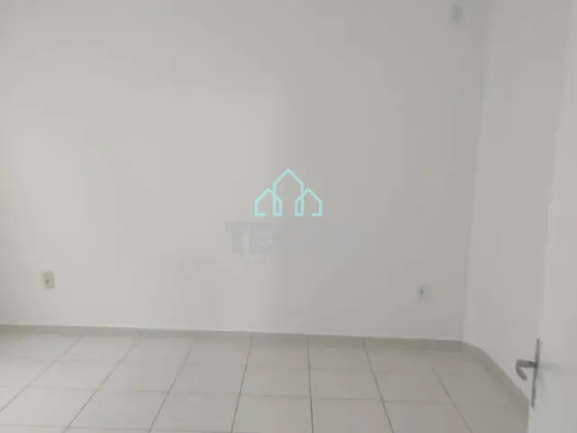 Sala para alugar, no bairro Centro em Taubaté