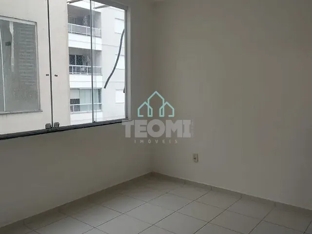 Sala para alugar, no bairro Centro em Taubaté