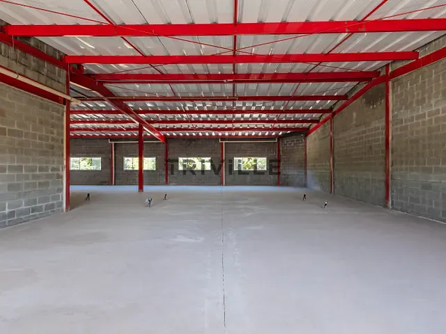 Sala para alugar, no bairro Alphaville em Santana de Parnaíba