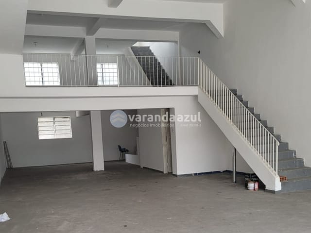Sala com 540m², à venda, no bairro Vila Marieta em São Paulo