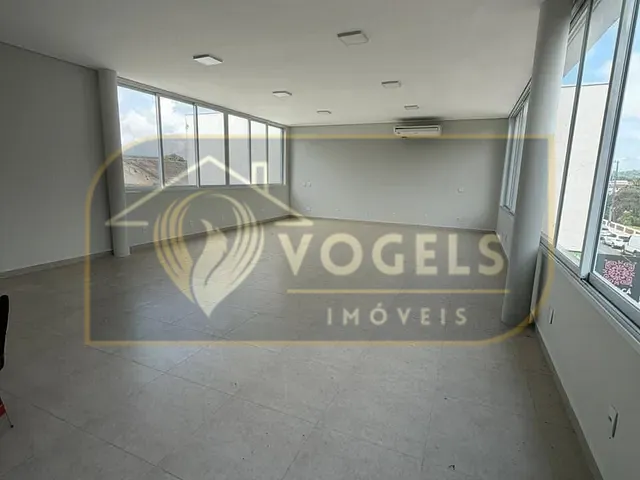 Sala com 100m², para alugar, no bairro Centro em Holambra