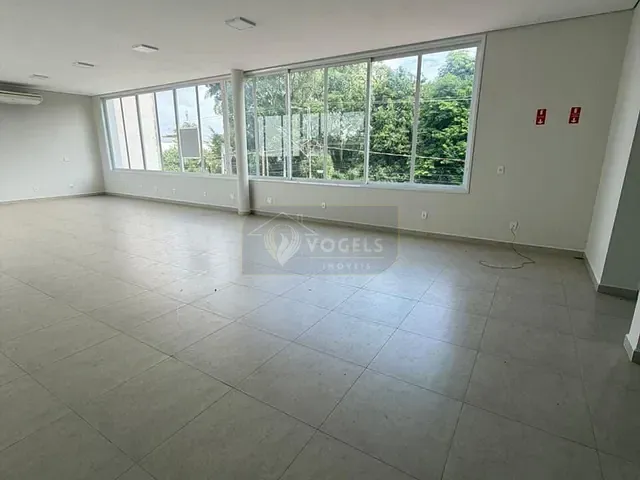 Sala com 100m², para alugar, no bairro Centro em Holambra