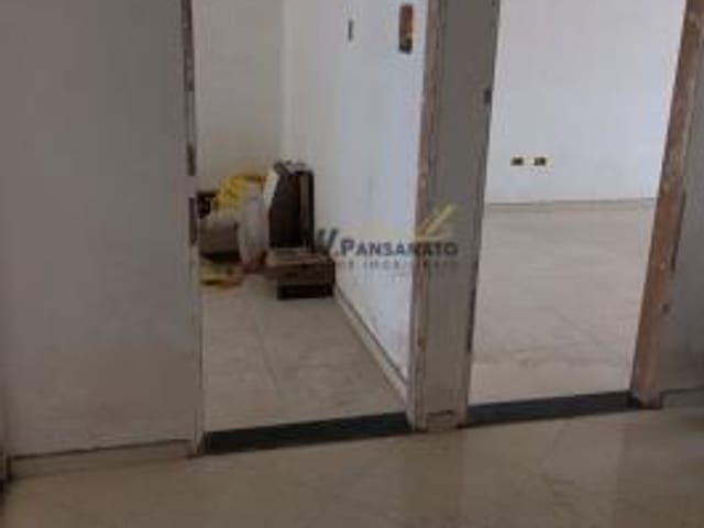 Sala com 44m², para alugar, no bairro Jardim Vila Galvão em Guarulhos