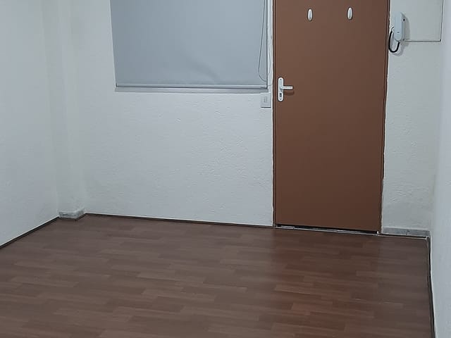 Foto do Sala - Sala térreo com 15 m² para locação por R$ 1.200/mês + Cond. R$ 350 - Tatuapé - São Paulo/SP | Acharimóvel.net