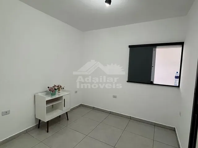 Sala para alugar, no bairro Centro em Diadema