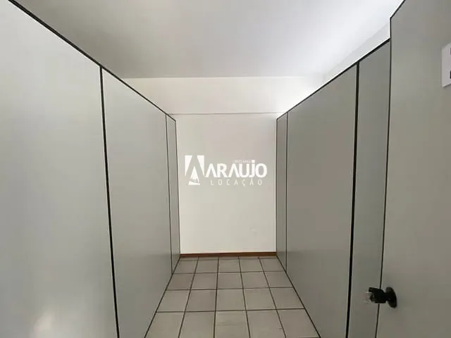 Sala para alugar, no bairro Centro em Itajaí