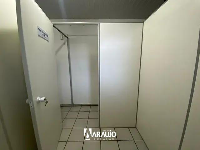 Sala para alugar, no bairro Centro em Itajaí