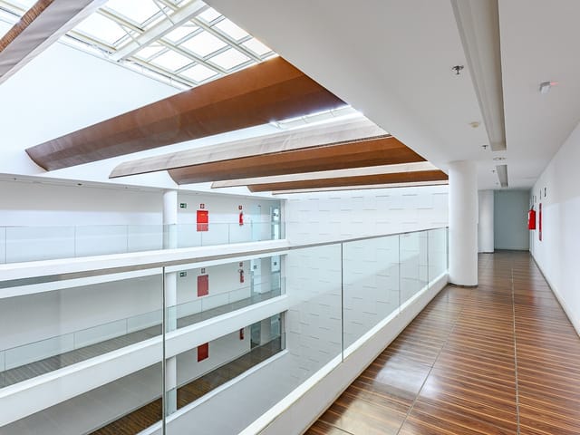 Sala com 570m², à venda ou para alugar, no bairro Zona Industrial em Brasília
