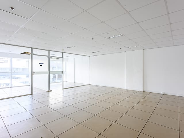 Sala com 570m², à venda ou para alugar, no bairro Zona Industrial em Brasília